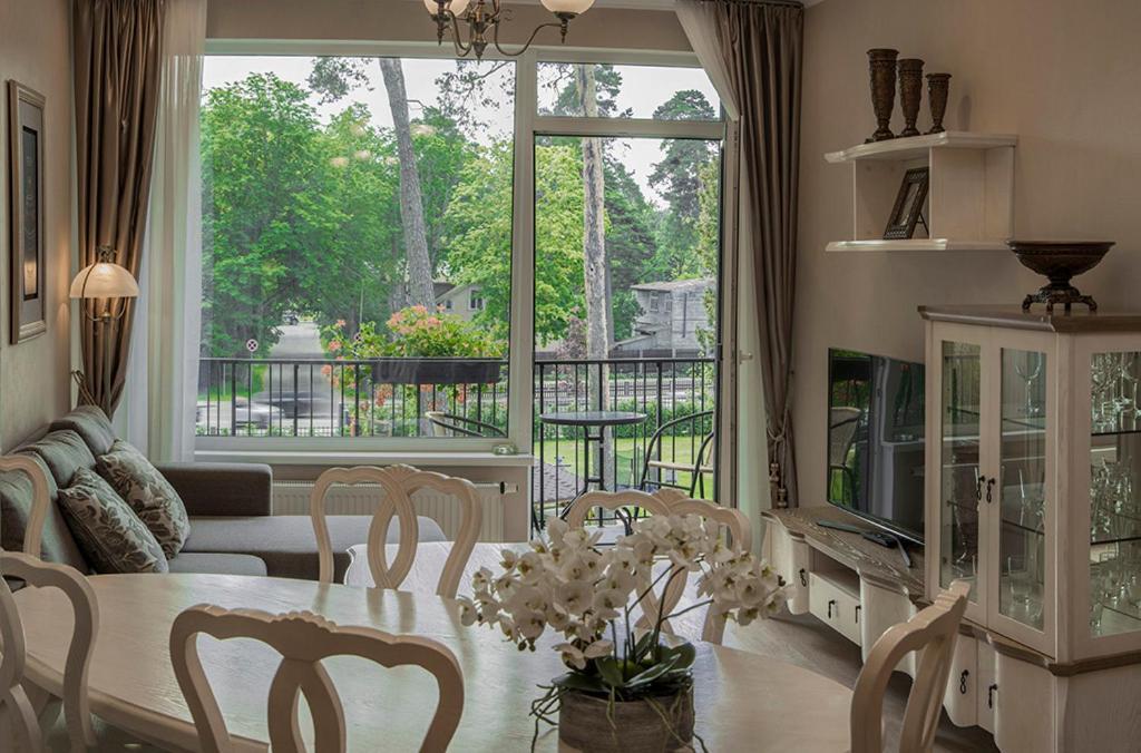 Dzintari Apartment Jurmala Exterior photo